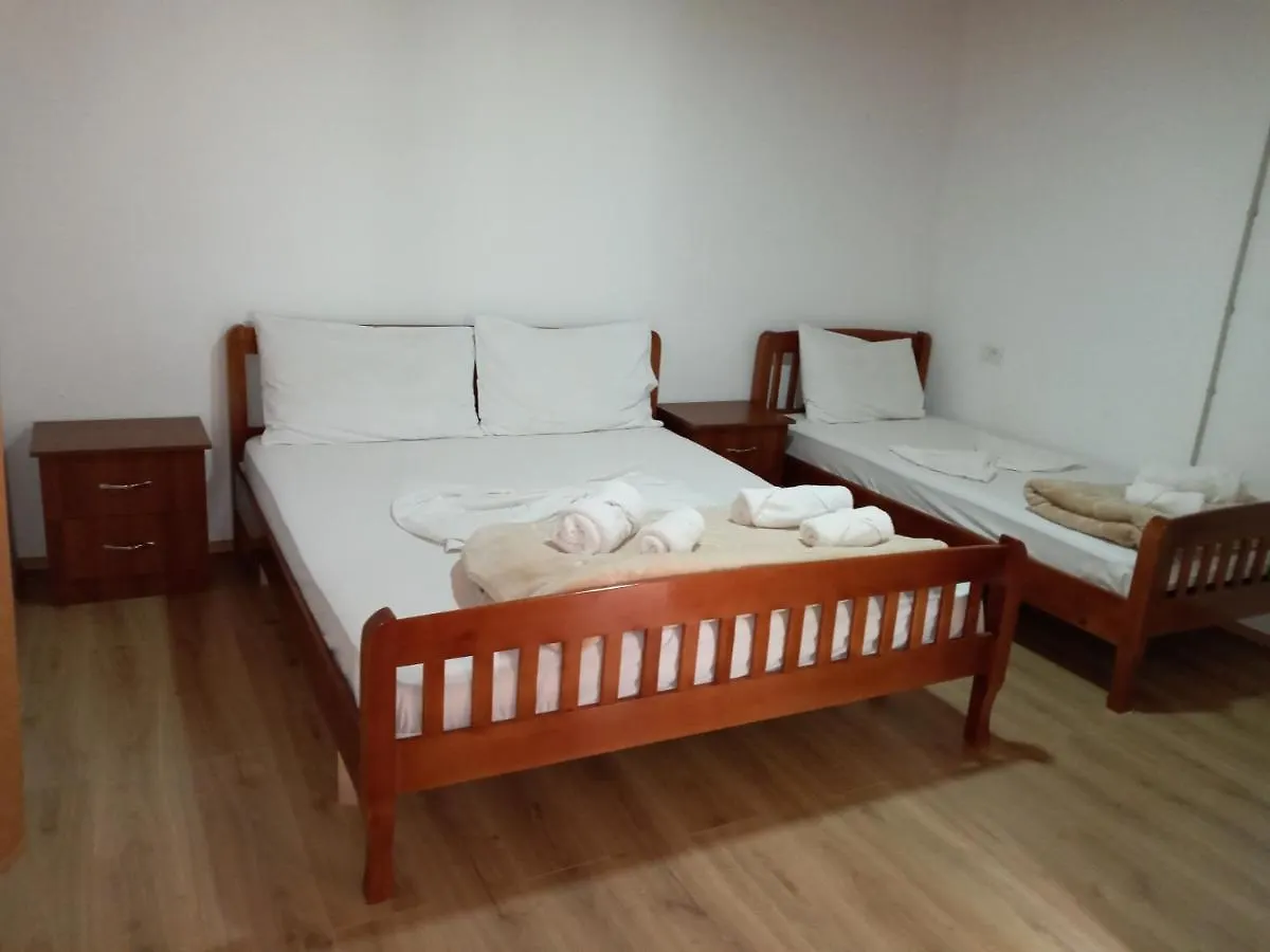Gasthuis Guesthouse Kroni I Micanit Theth