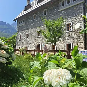 Agroturizem Ndoc Gjecaj Theth