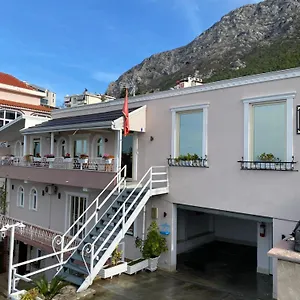 Alesio Krujë